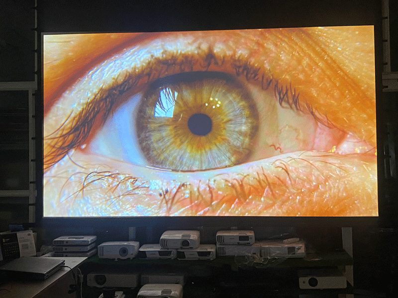 Máy-chiếu-cũ-Panasonic-PT-VX415N-2 May chieu cu Panasonic PT VX415N 2