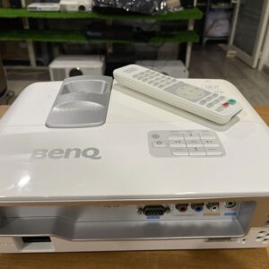 Máy chiếu benq 1070-plus